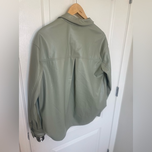 American Eagle Women’s Olive Green Faux Leather Motorcycle Jacket - Picture 3 of 4